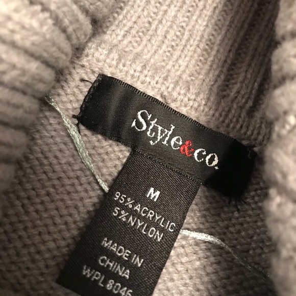 Cowl Neck Short Sleeve Sweater - Picture 4 of 4